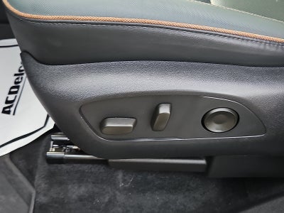 2024 GMC Acadia AT4