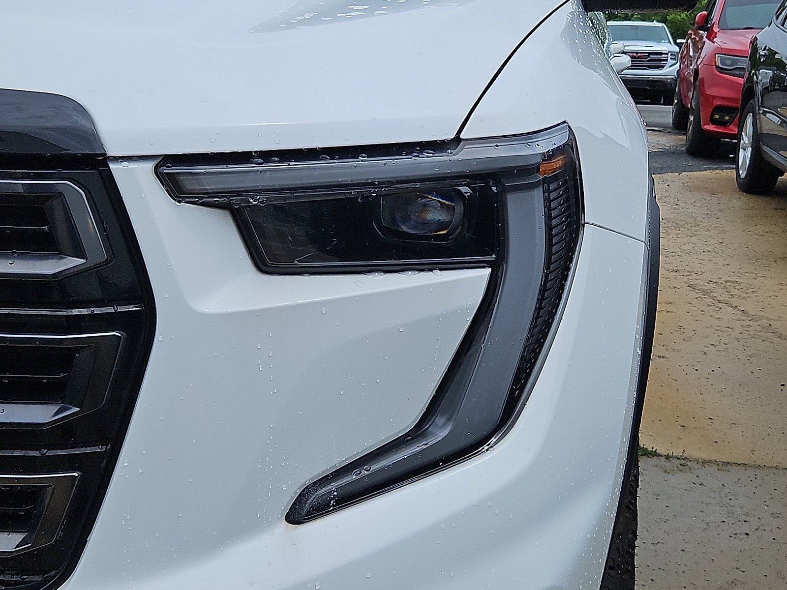 2024 GMC Acadia AT4