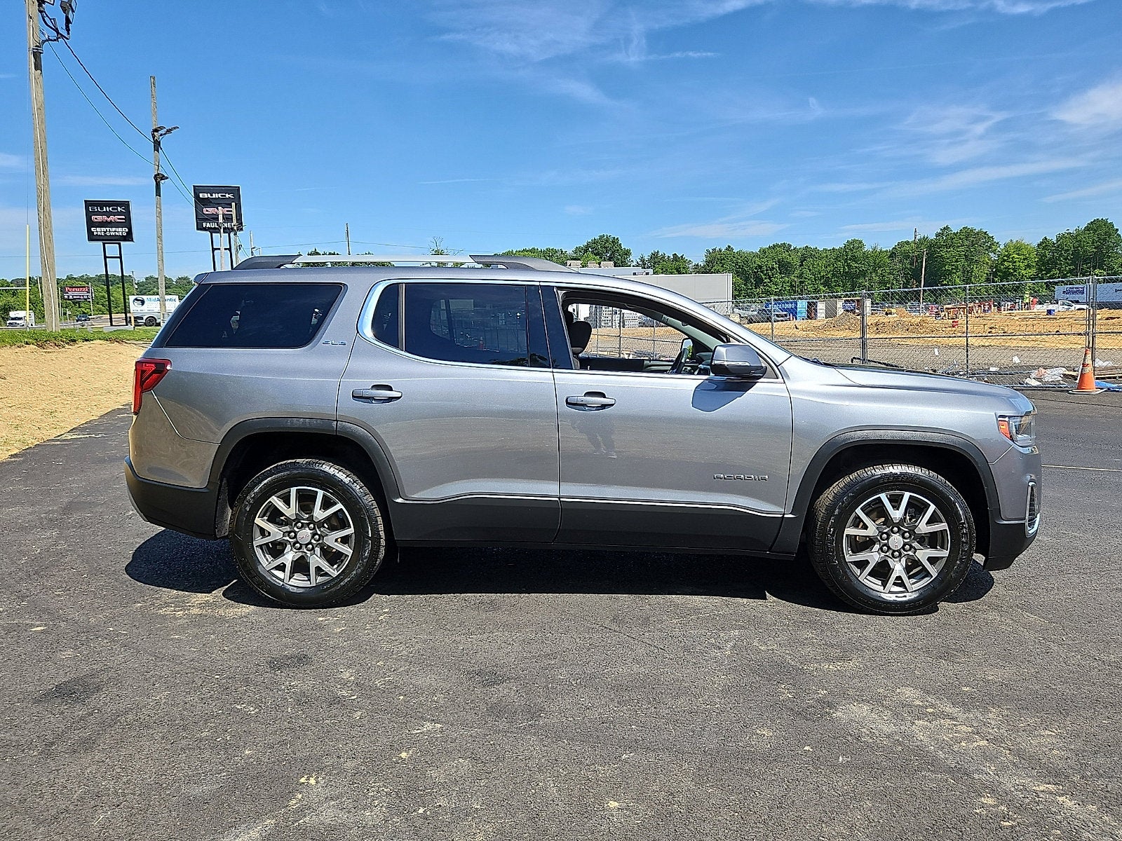 2021 GMC Acadia SLE