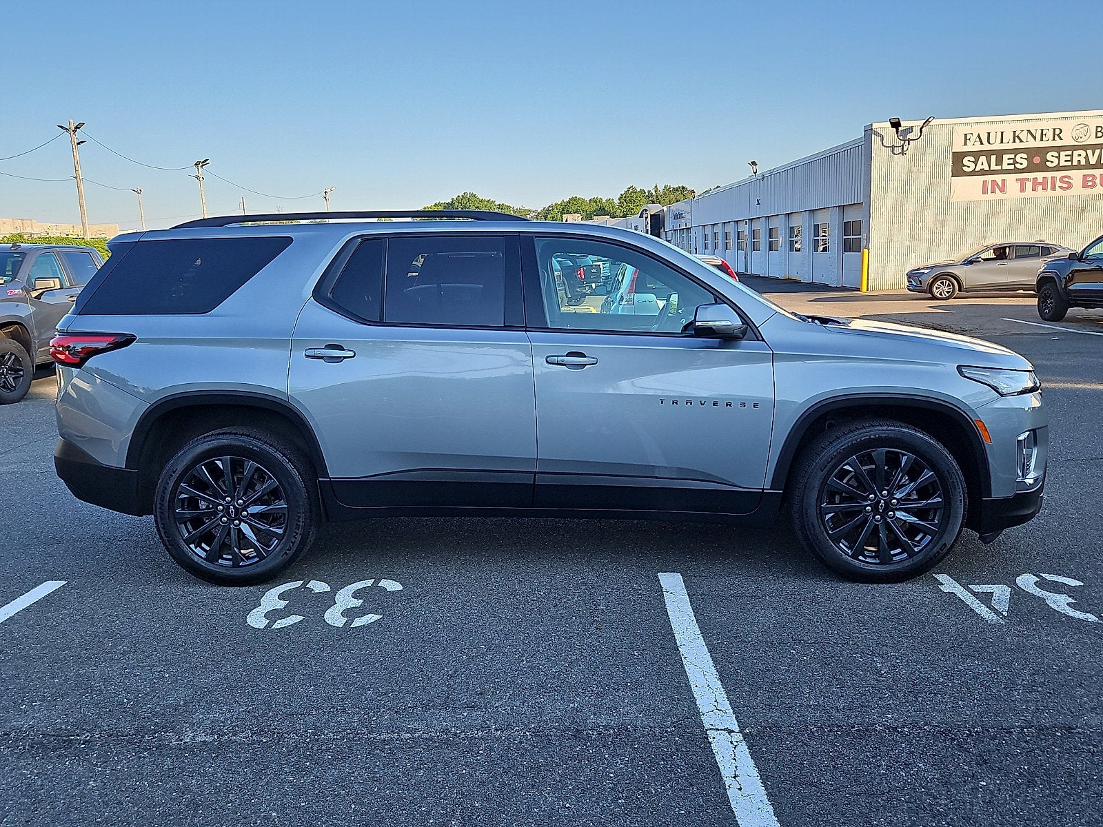 2023 Chevrolet Traverse RS