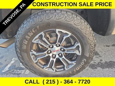 2023 GMC Canyon 4WD AT4