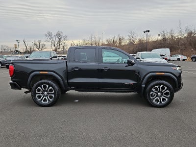 2023 GMC Canyon AT4