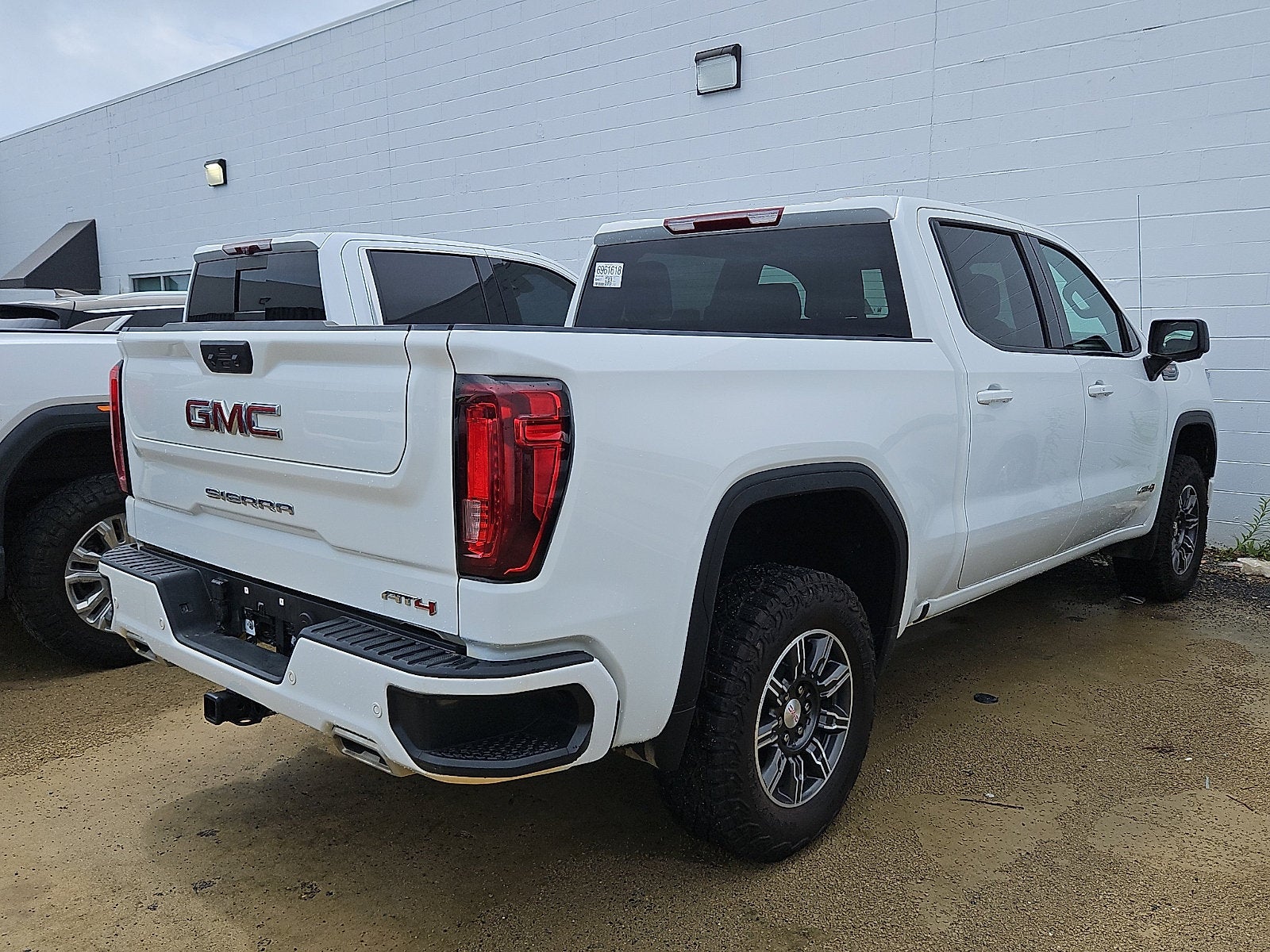 2025 GMC Sierra 1500 AT4