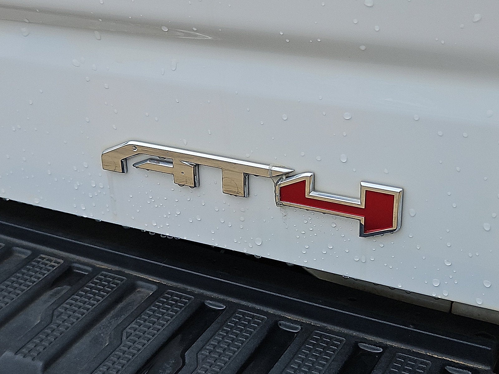2025 GMC Sierra 1500 AT4