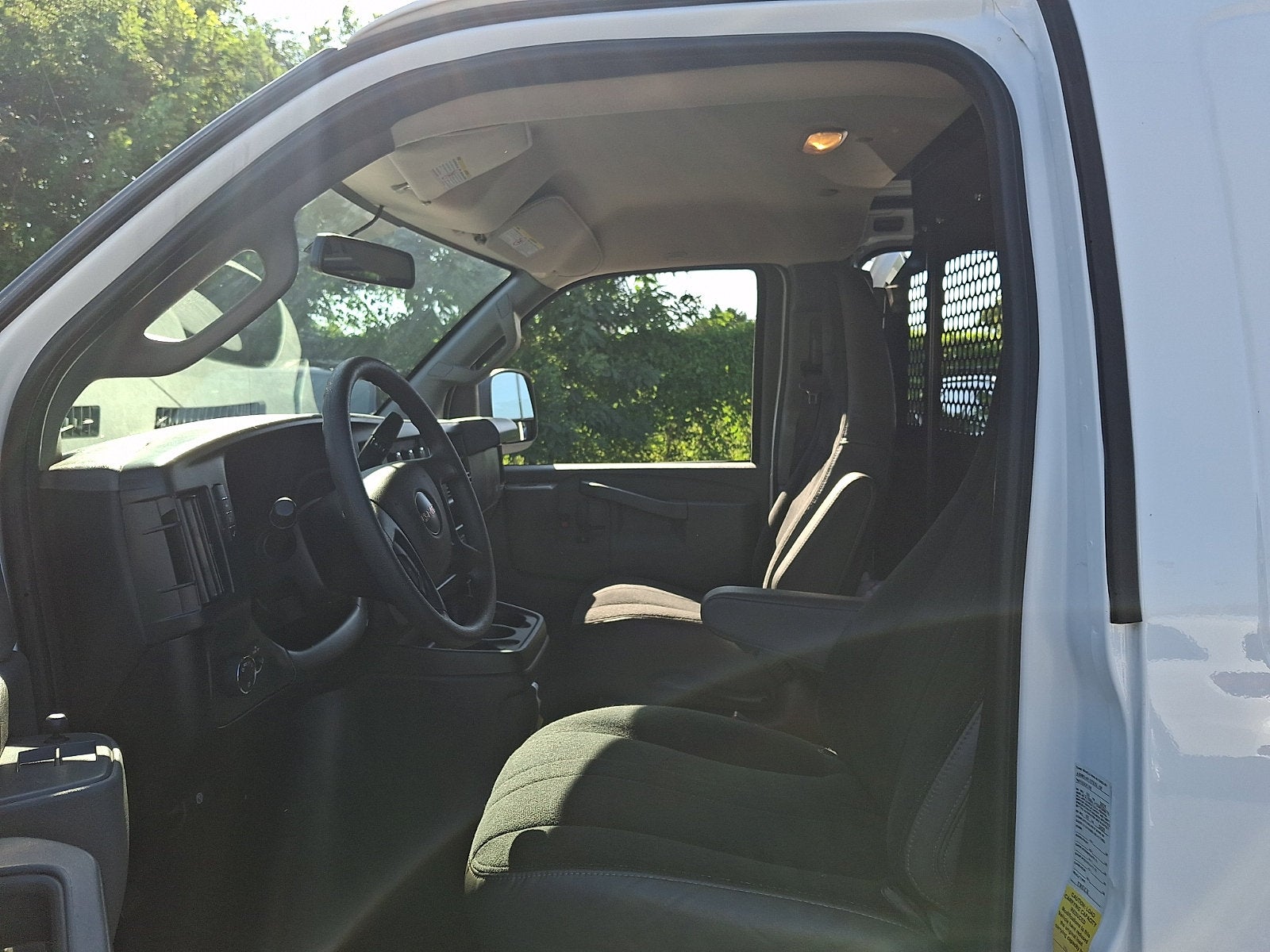 2025 GMC Savana Cargo Work Van