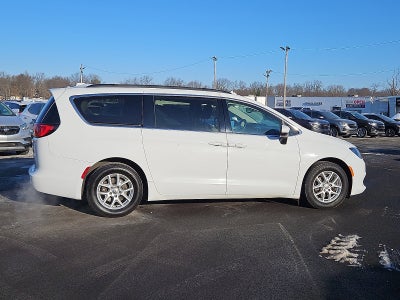 2020 Chrysler Voyager LXI