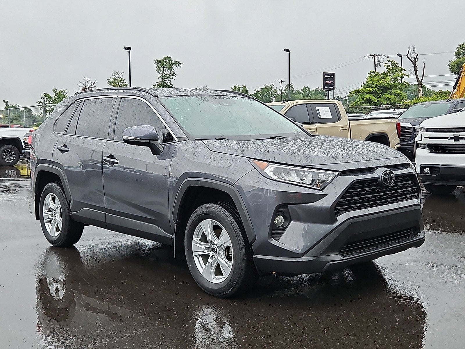 2021 Toyota RAV4 XLE