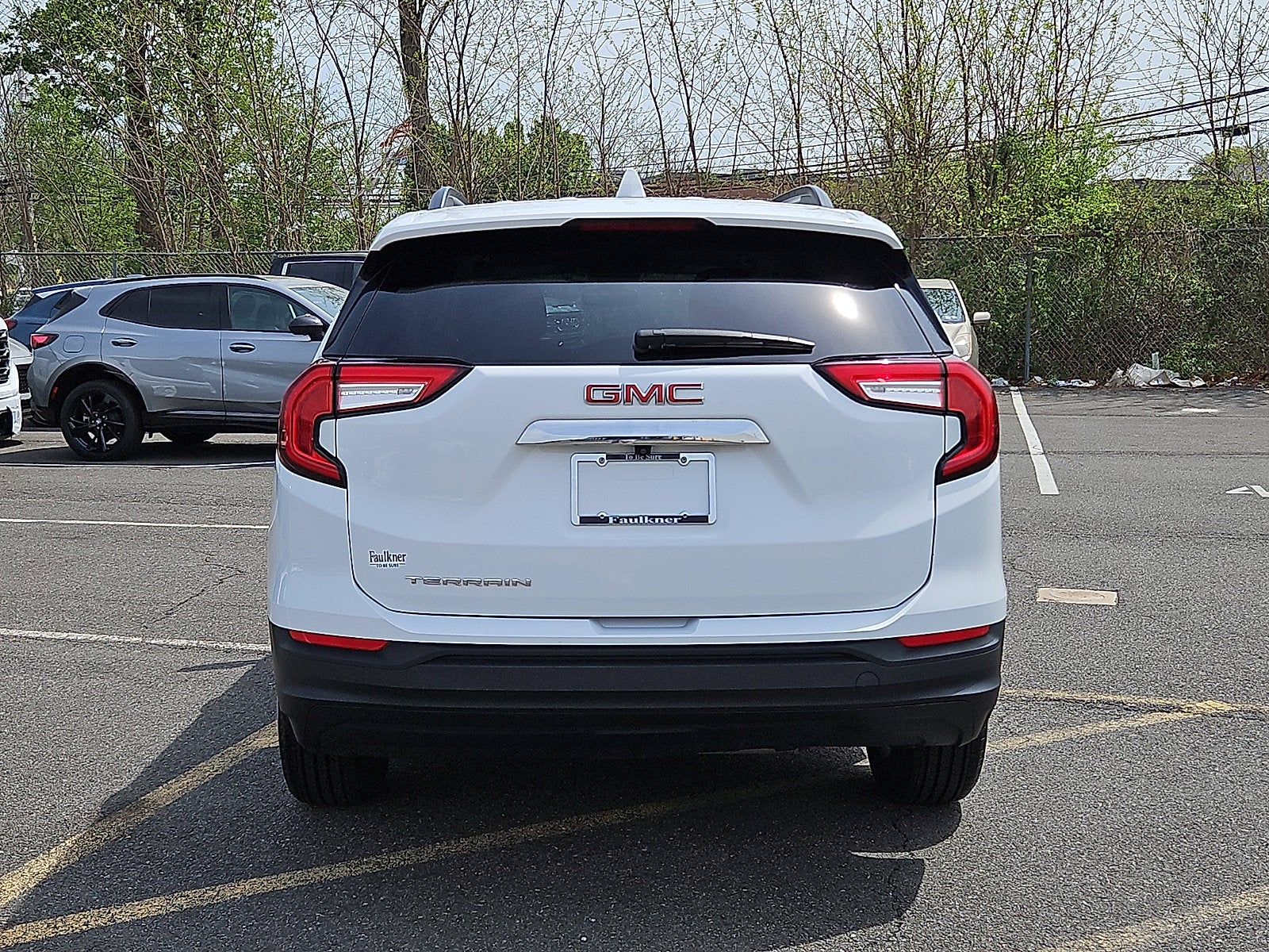 2023 GMC Terrain SLE