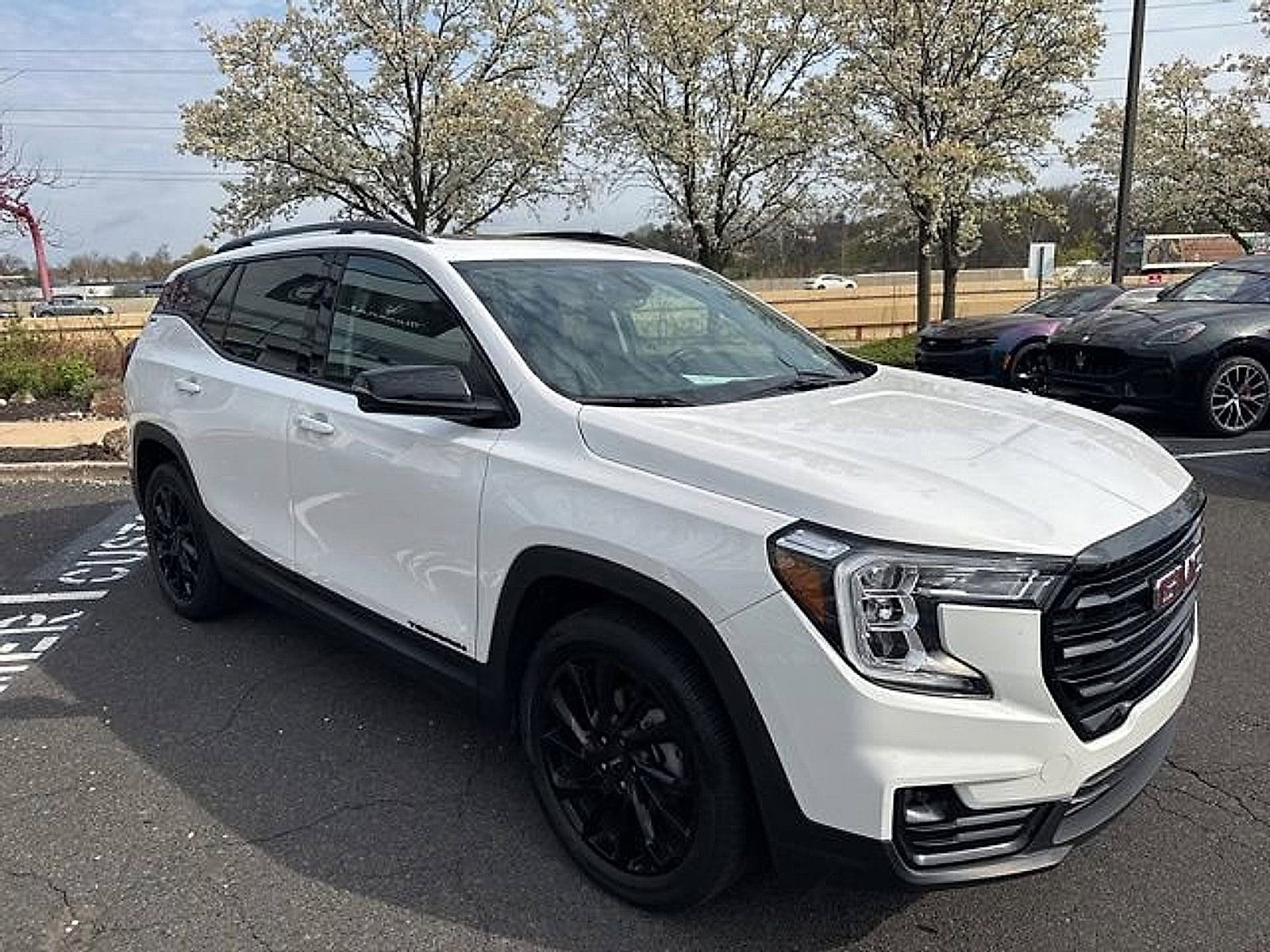 2023 GMC Terrain SLT