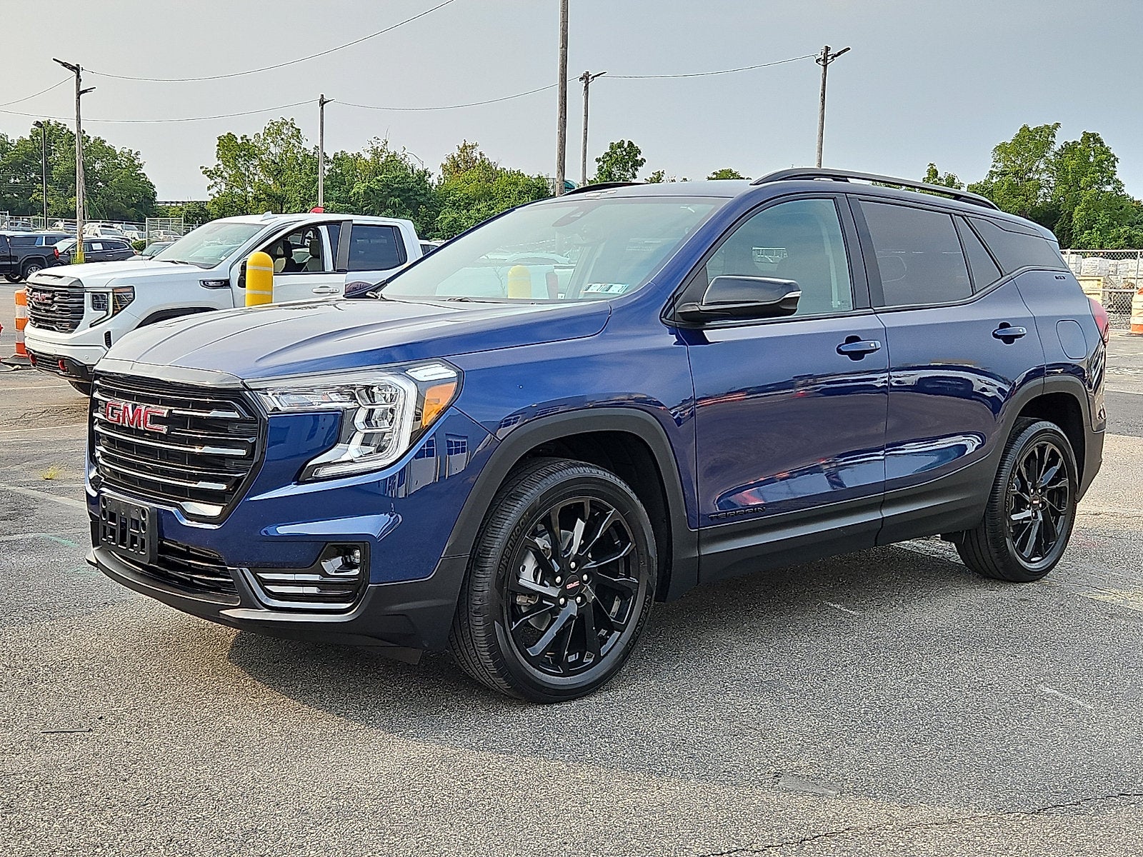 2023 GMC Terrain SLT