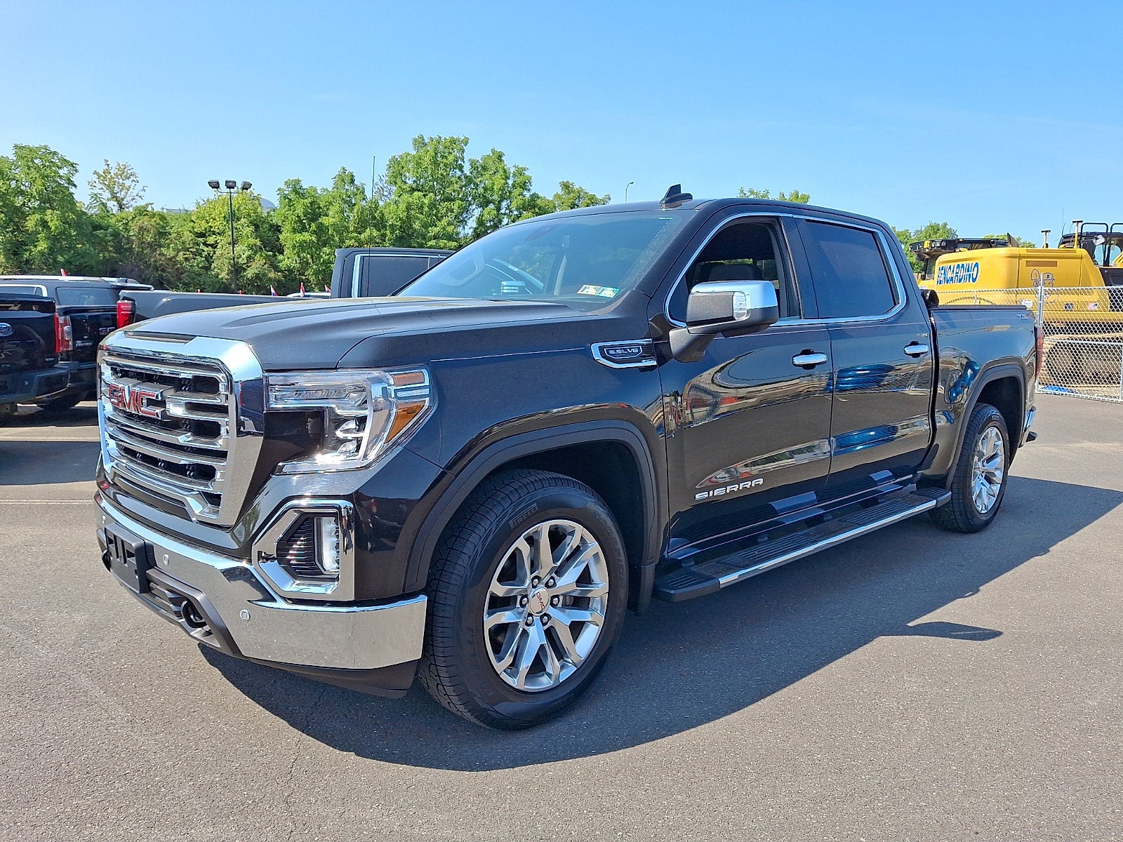 2020 GMC Sierra 1500 SLT