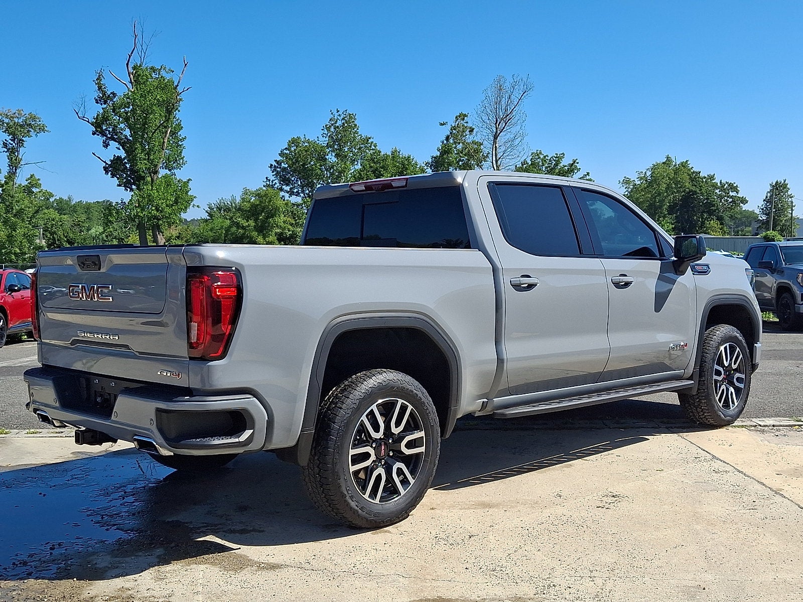 2024 GMC Sierra 1500 AT4