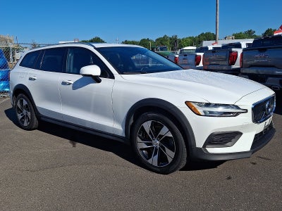 2020 Volvo V60 Cross Country T5