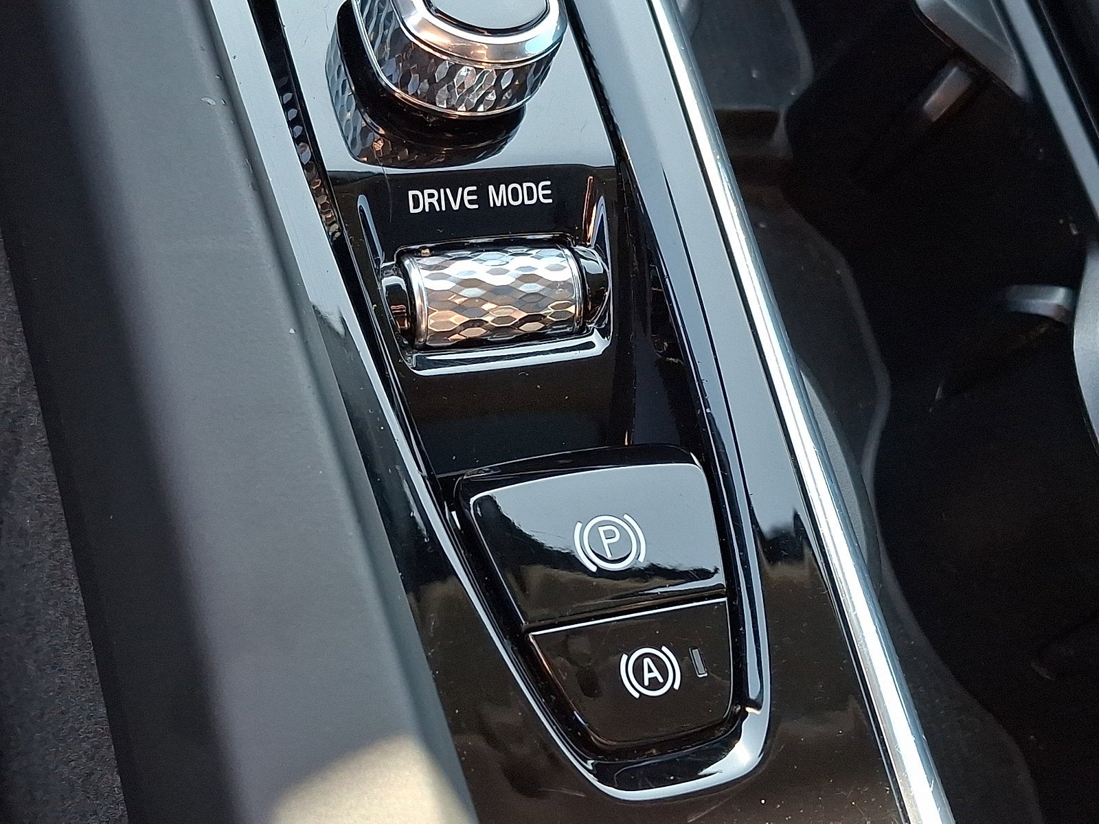 2020 Volvo V60 Cross Country T5
