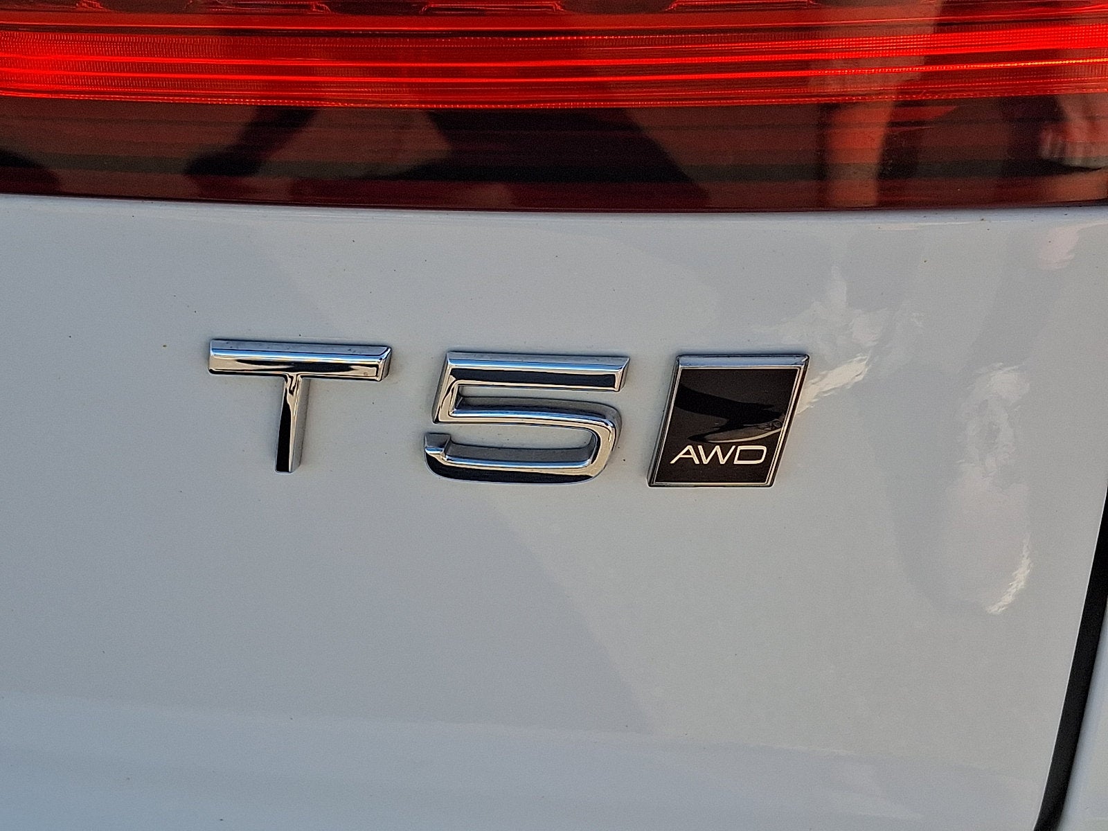 2020 Volvo V60 Cross Country T5