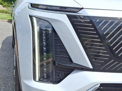 2027 Cadillac VISTIQ AWD 4dr Premium Luxury