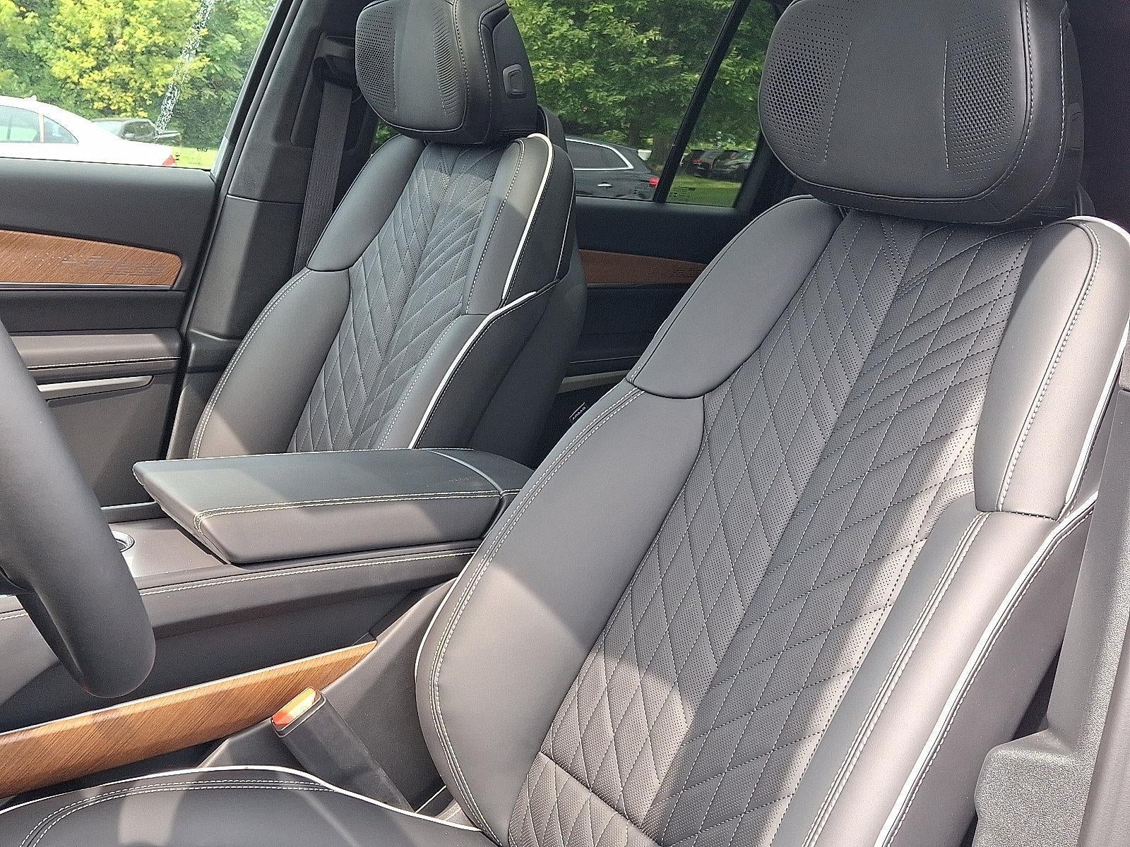 2027 Cadillac VISTIQ AWD 4dr Premium Luxury