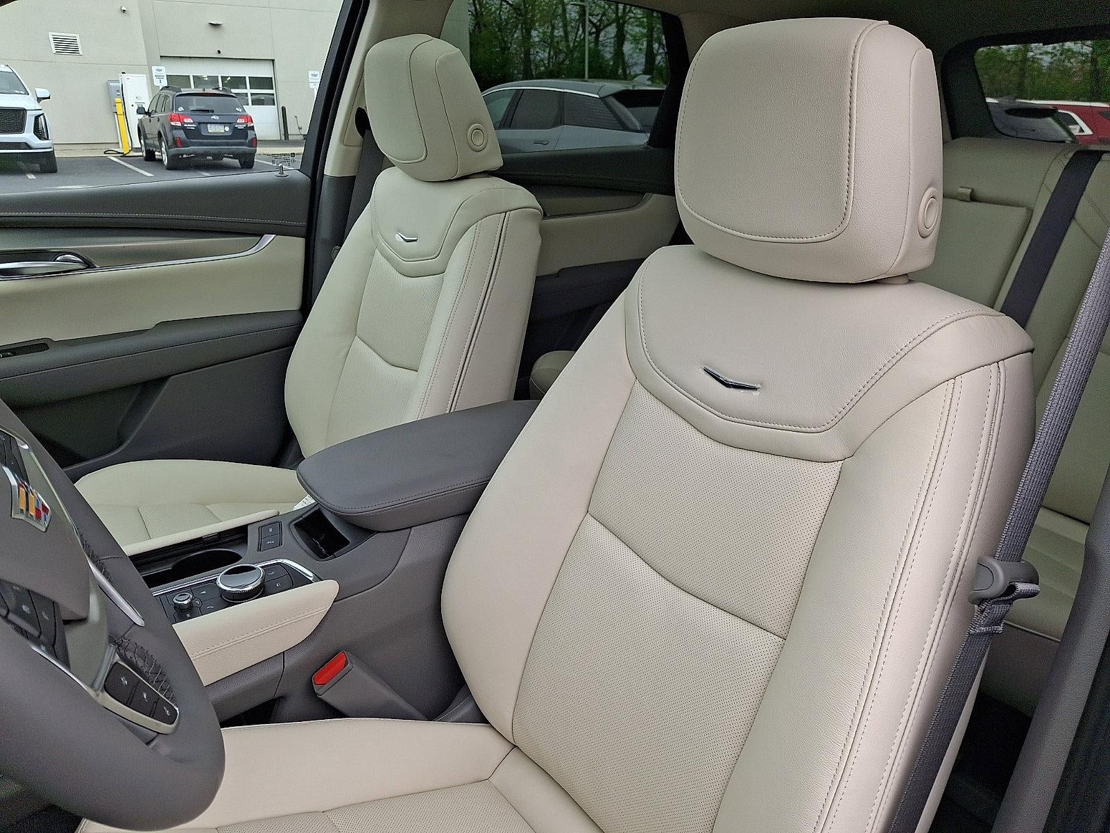 2026 Cadillac XT5 AWD 4dr Premium Luxury