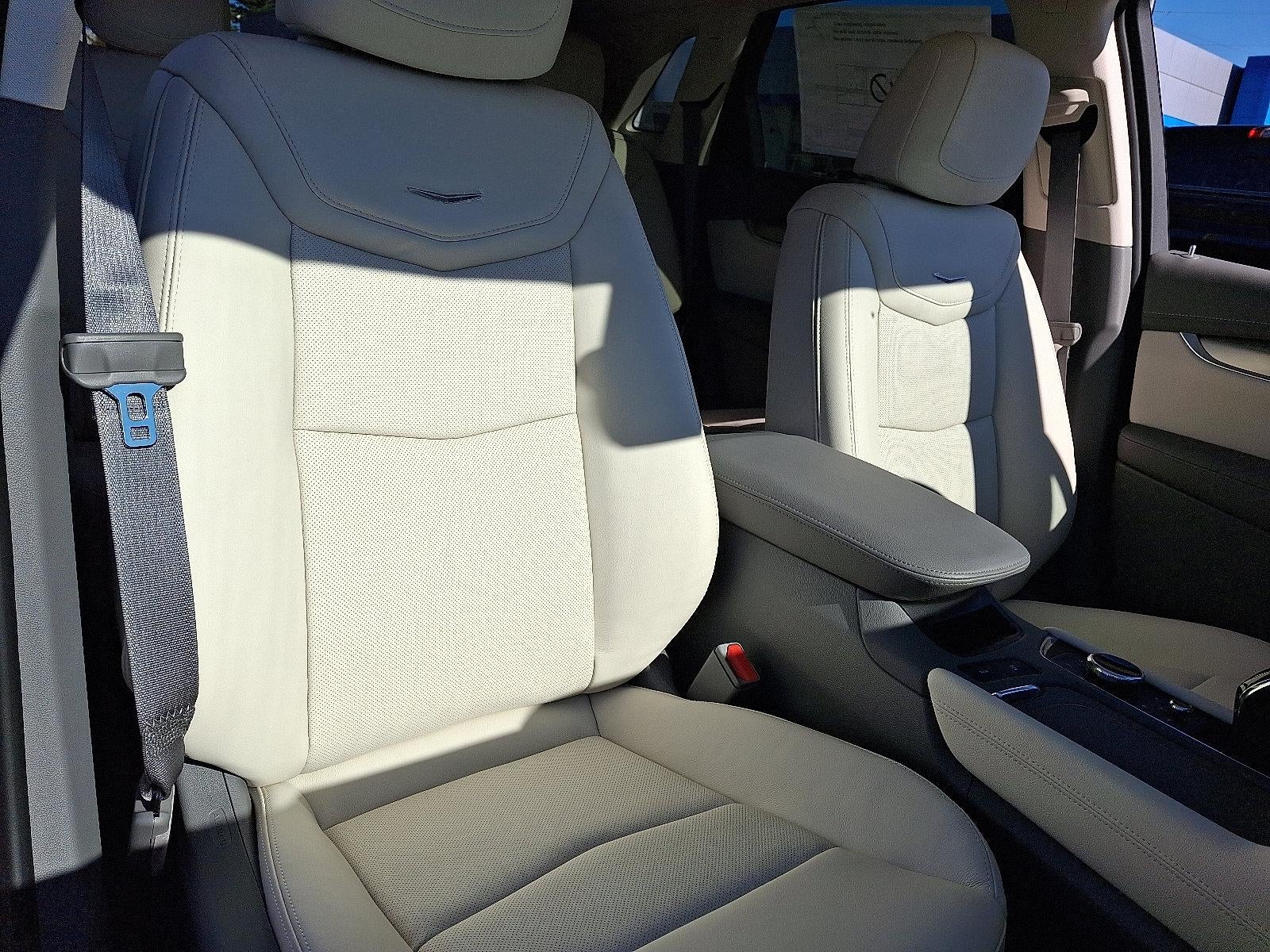 2026 Cadillac XT5 AWD 4dr Premium Luxury
