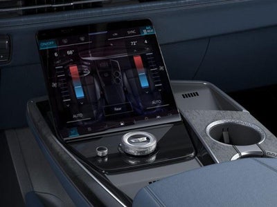 2025 Cadillac ESCALADE IQ AWD Luxury 2