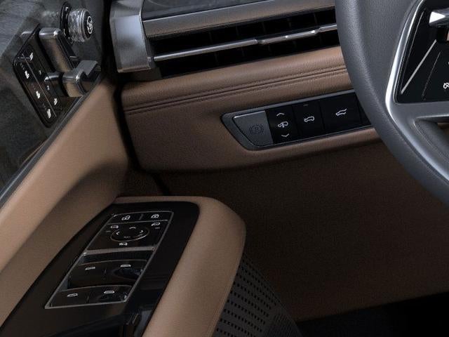 2025 Cadillac ESCALADE IQ AWD Luxury 2