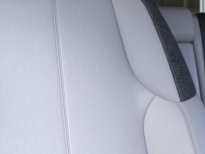 2026 Cadillac OPTIQ 4dr Luxury