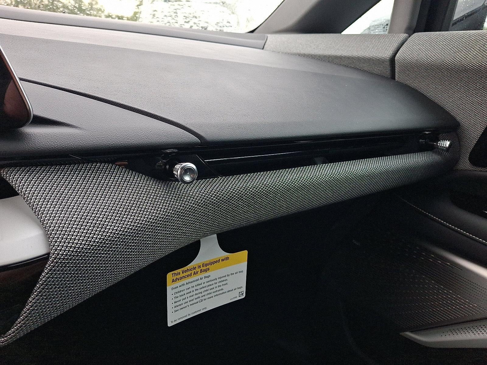 2027 Cadillac OPTIQ 4dr Sport