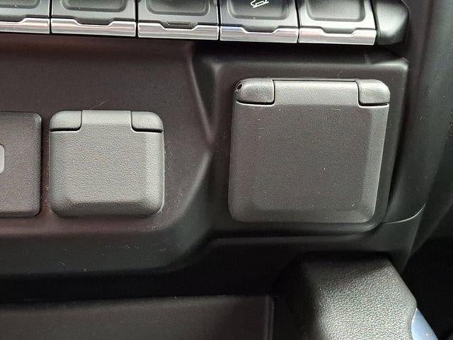 2021 Chevrolet Silverado 2500 HD Crew Cab Standard Box 4-Wheel Drive LTZ