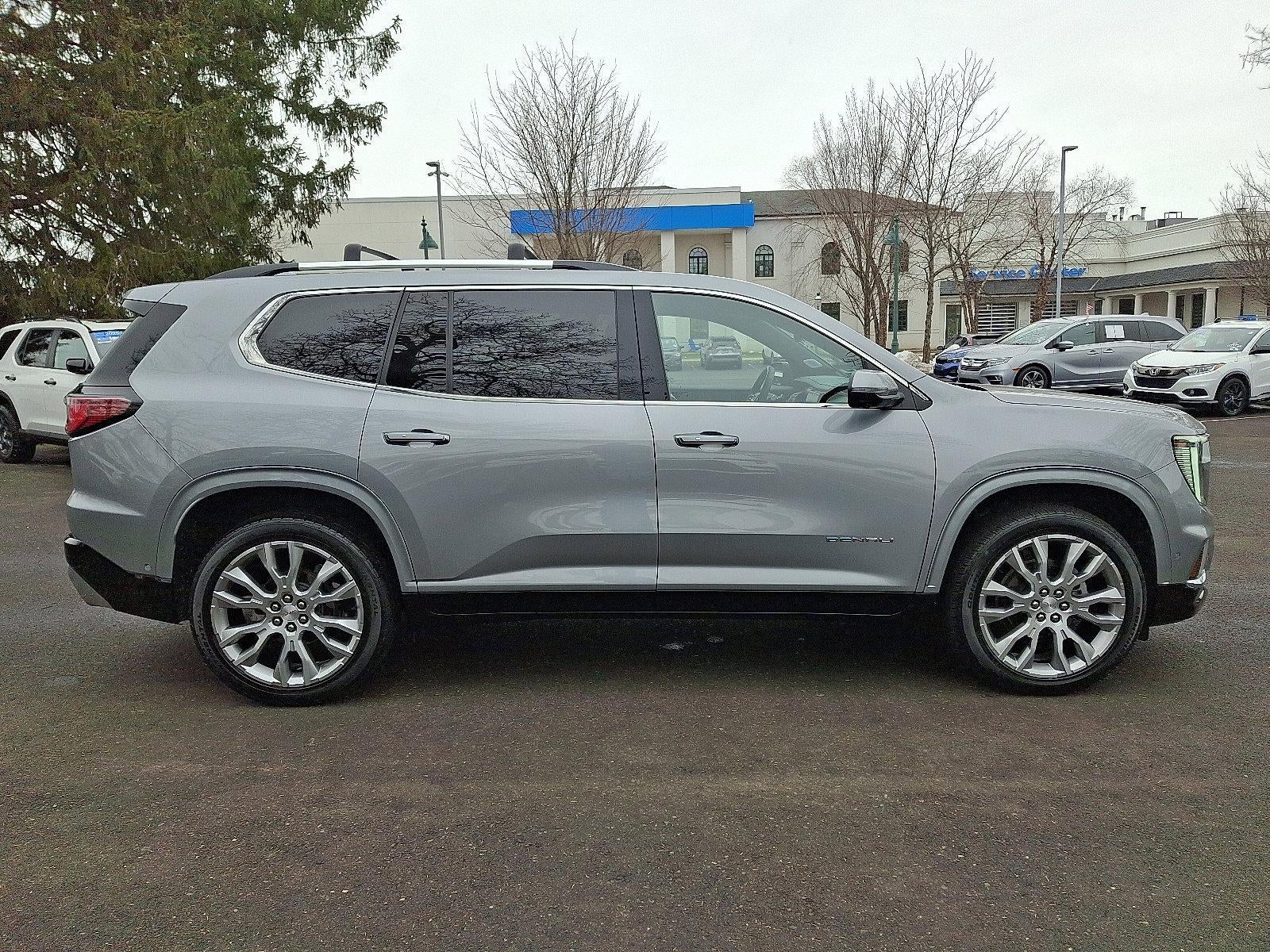 2024 GMC Acadia AWD Denali