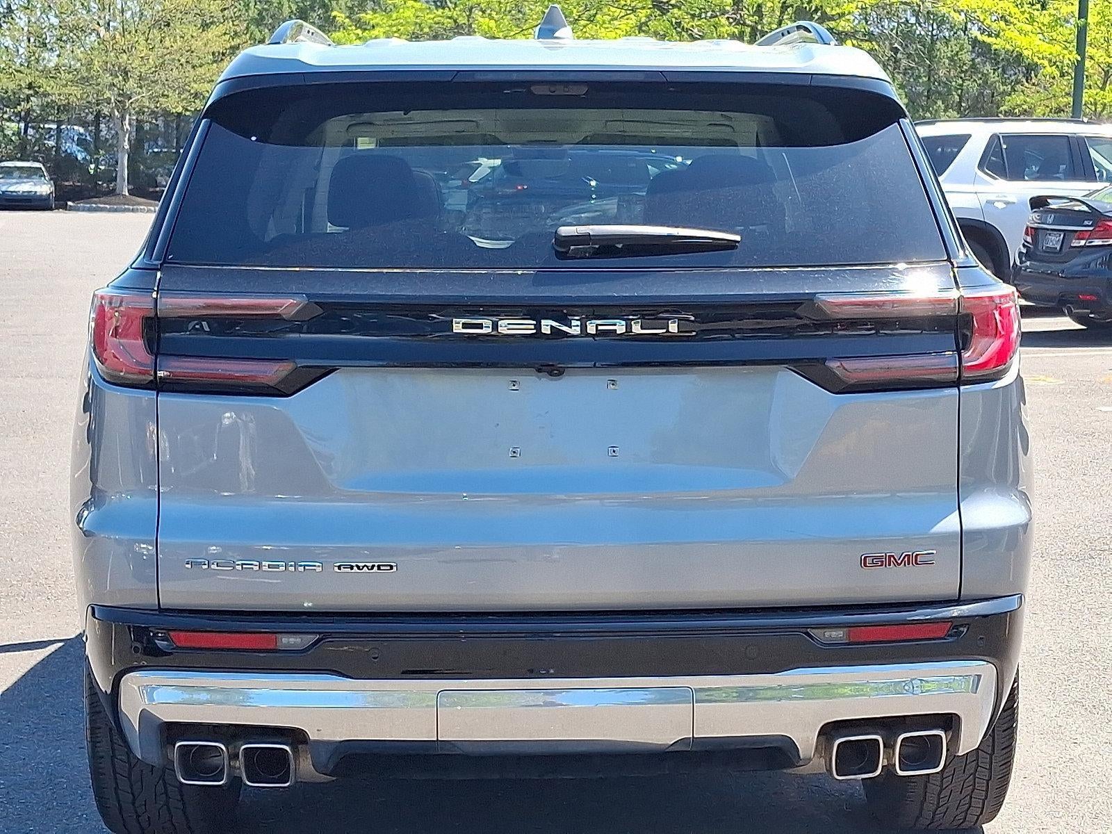 2025 GMC Acadia AWD Denali