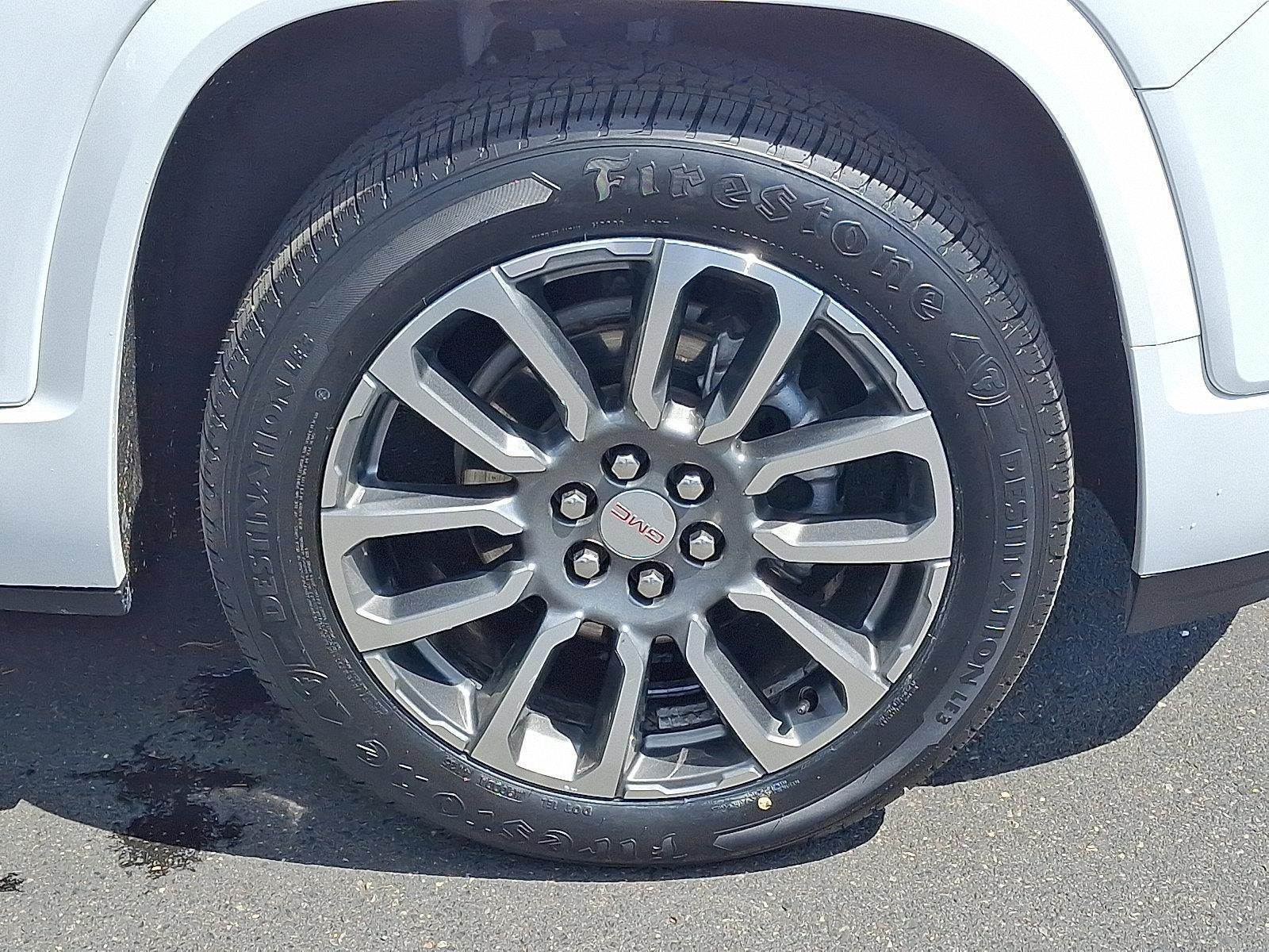 2022 GMC Acadia AWD Denali