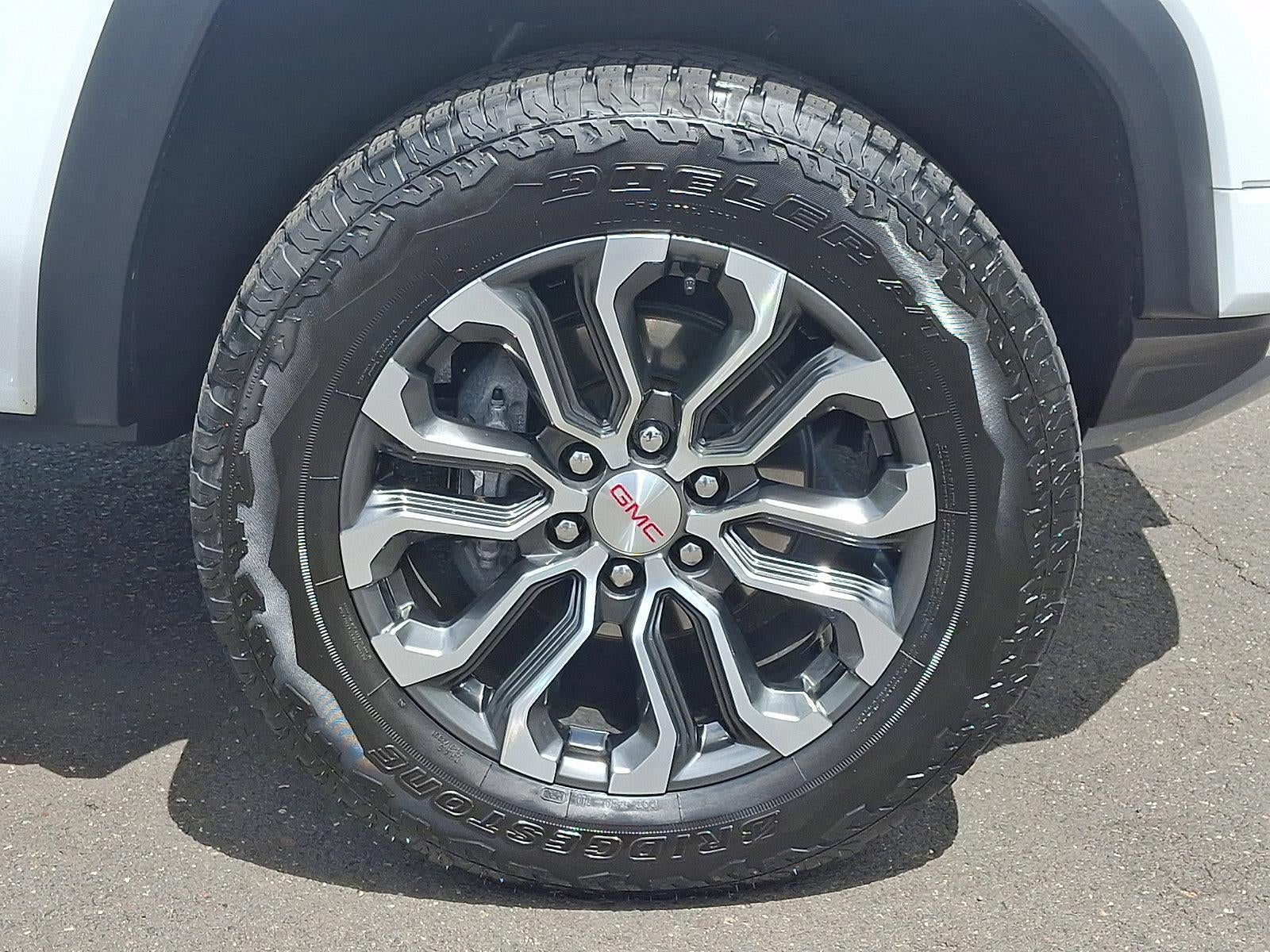 2023 GMC Canyon Crew Cab Short Box 4-Wheel Drive Denali