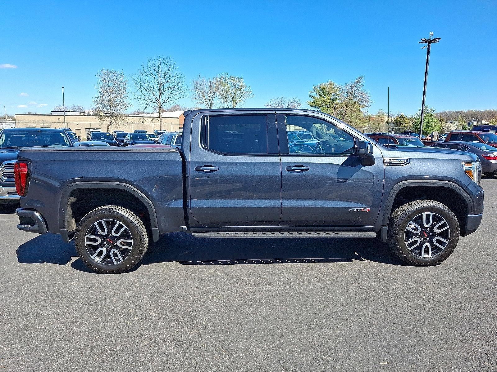 2022 GMC Sierra 1500 Limited Crew Cab Short Box 4-Wheel Drive AT4