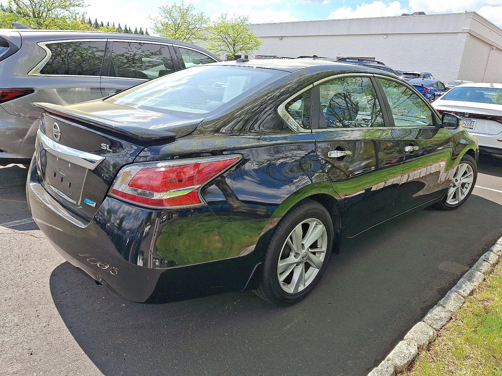 2014 Nissan Altima 4dr Sdn I4 2.5 SL