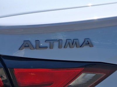 2023 Nissan Altima 2.0 SR Sedan