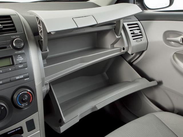 2011 Toyota Corolla 4dr Sdn Auto LE (Natl)