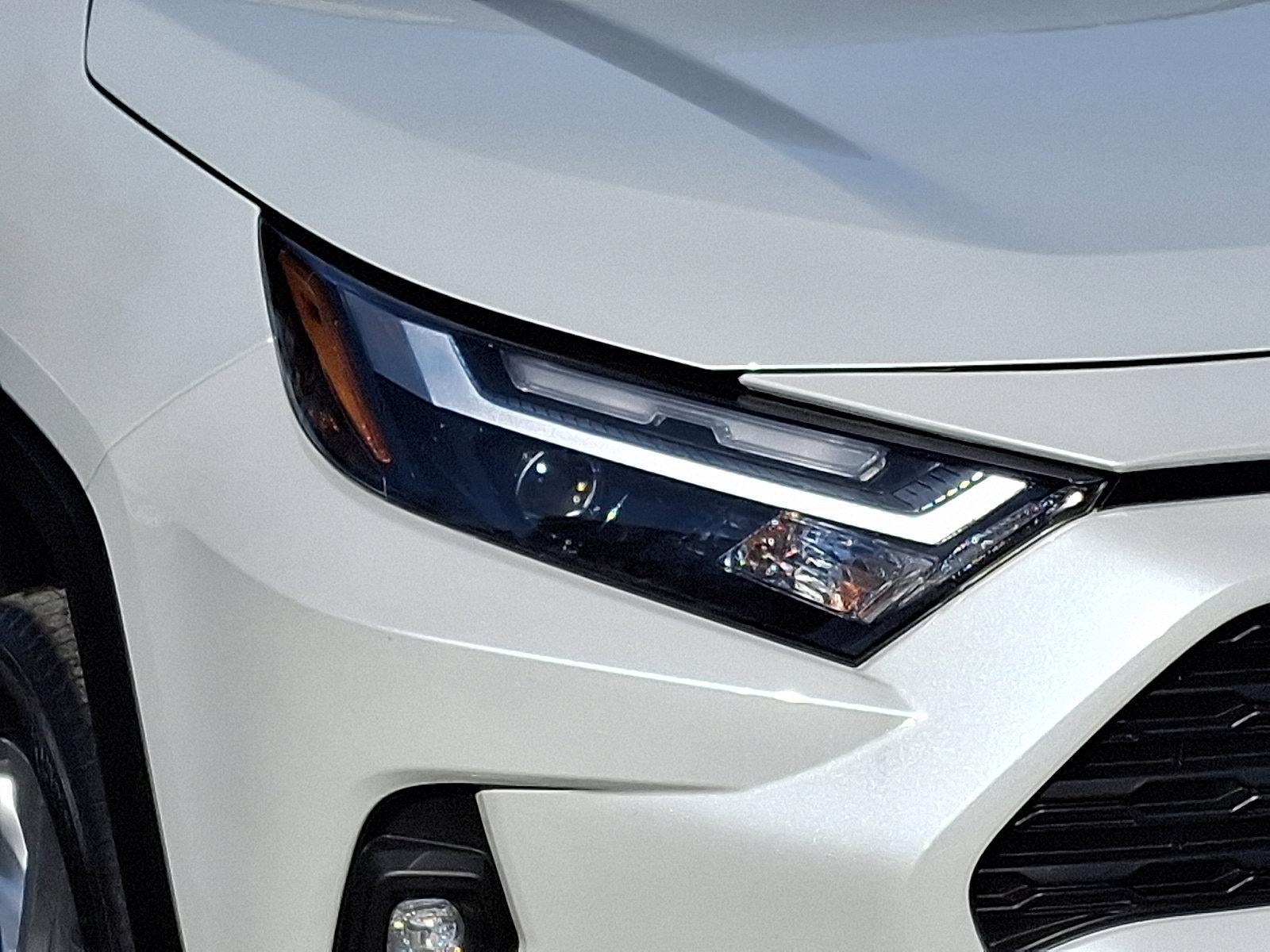 2025 Toyota RAV4 XLE Premium AWD (Natl)