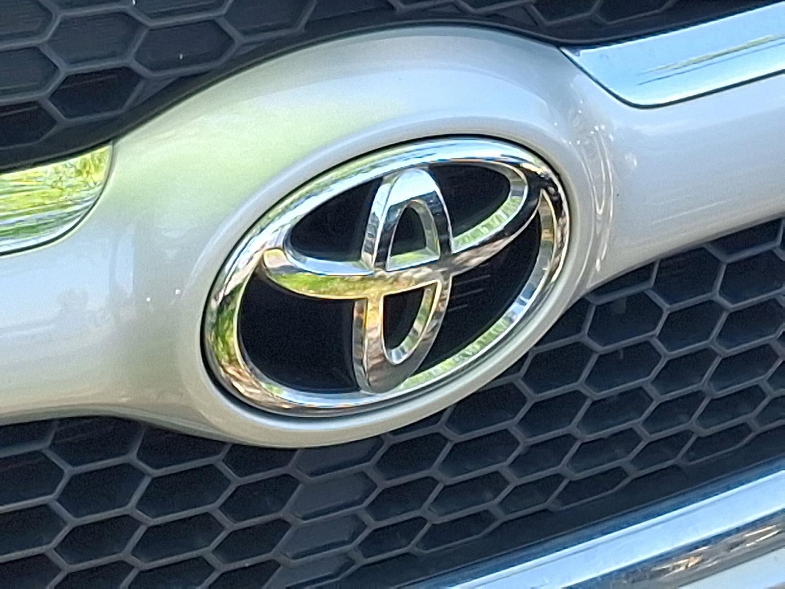 2012 Toyota RAV4 4WD 4dr I4 Limited (Natl)