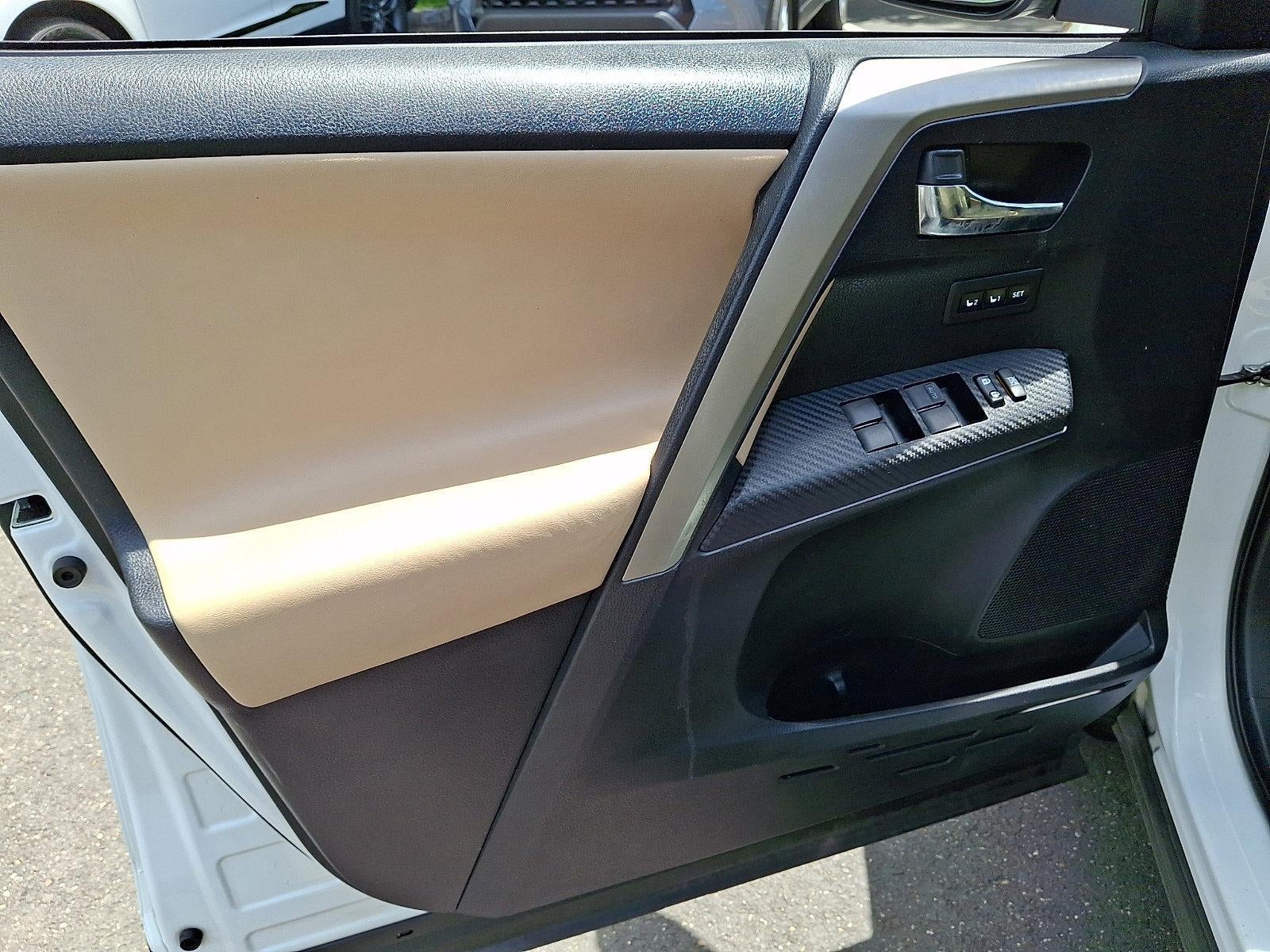 2015 Toyota RAV4 AWD 4dr Limited (GS)