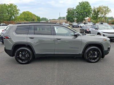 2026 Jeep Cherokee Laredo 4x4