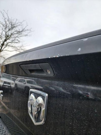 2012 RAM 2500 4WD Crew Cab 6.4 Ft Box Big Horn