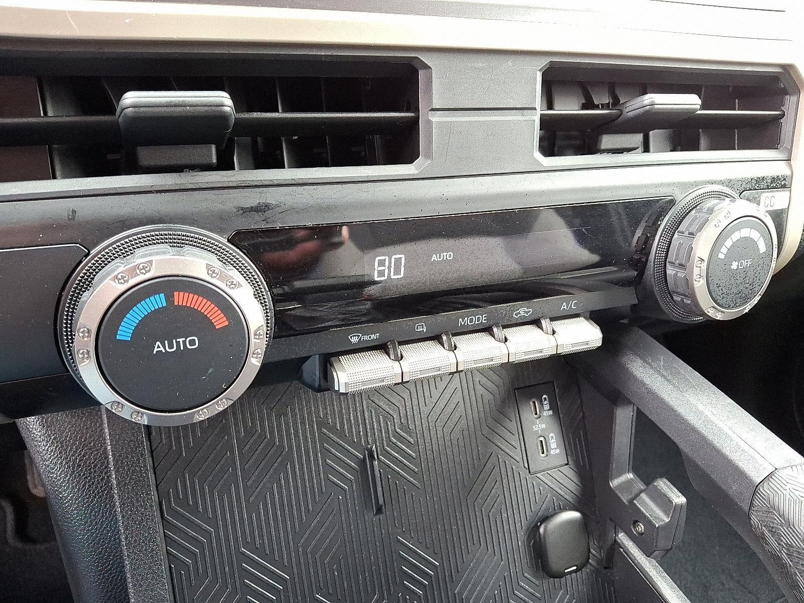 2025 Toyota Tacoma 4WD 4WD SR Double Cab 5' Bed MT (Natl)