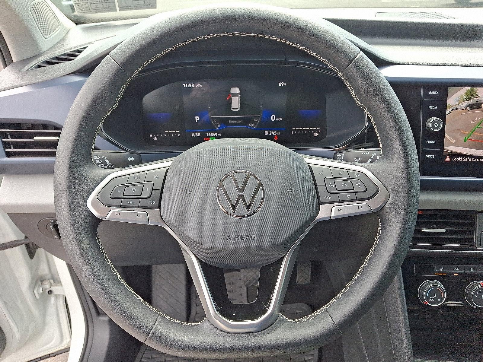 2023 Volkswagen Taos SE 4MOTION