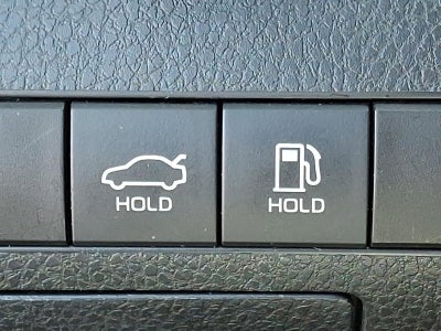 2020 Toyota Camry LE Auto (Natl)