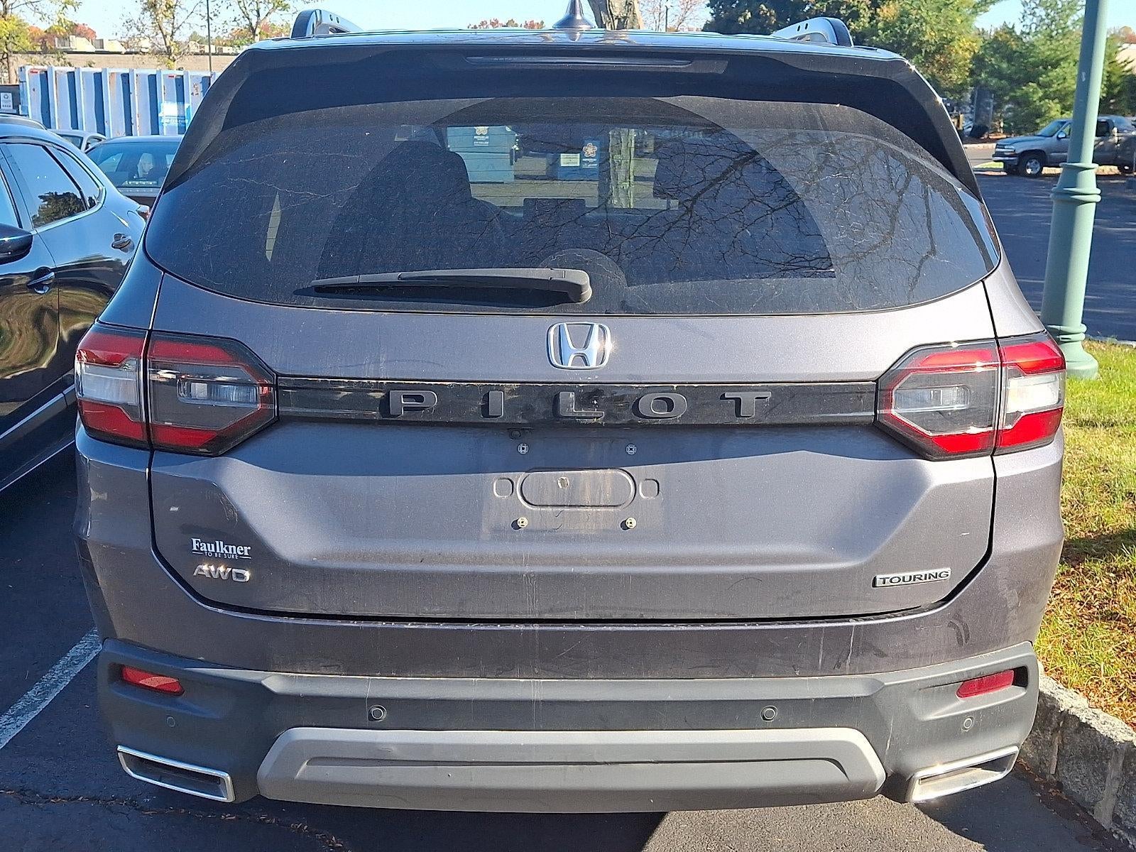 2024 Honda Pilot Touring AWD