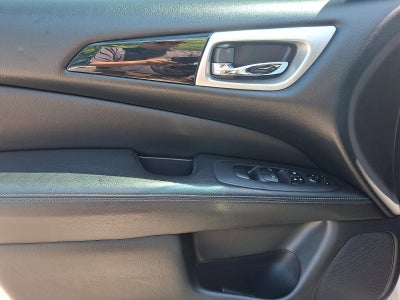 2019 Nissan Pathfinder 4x4 SV