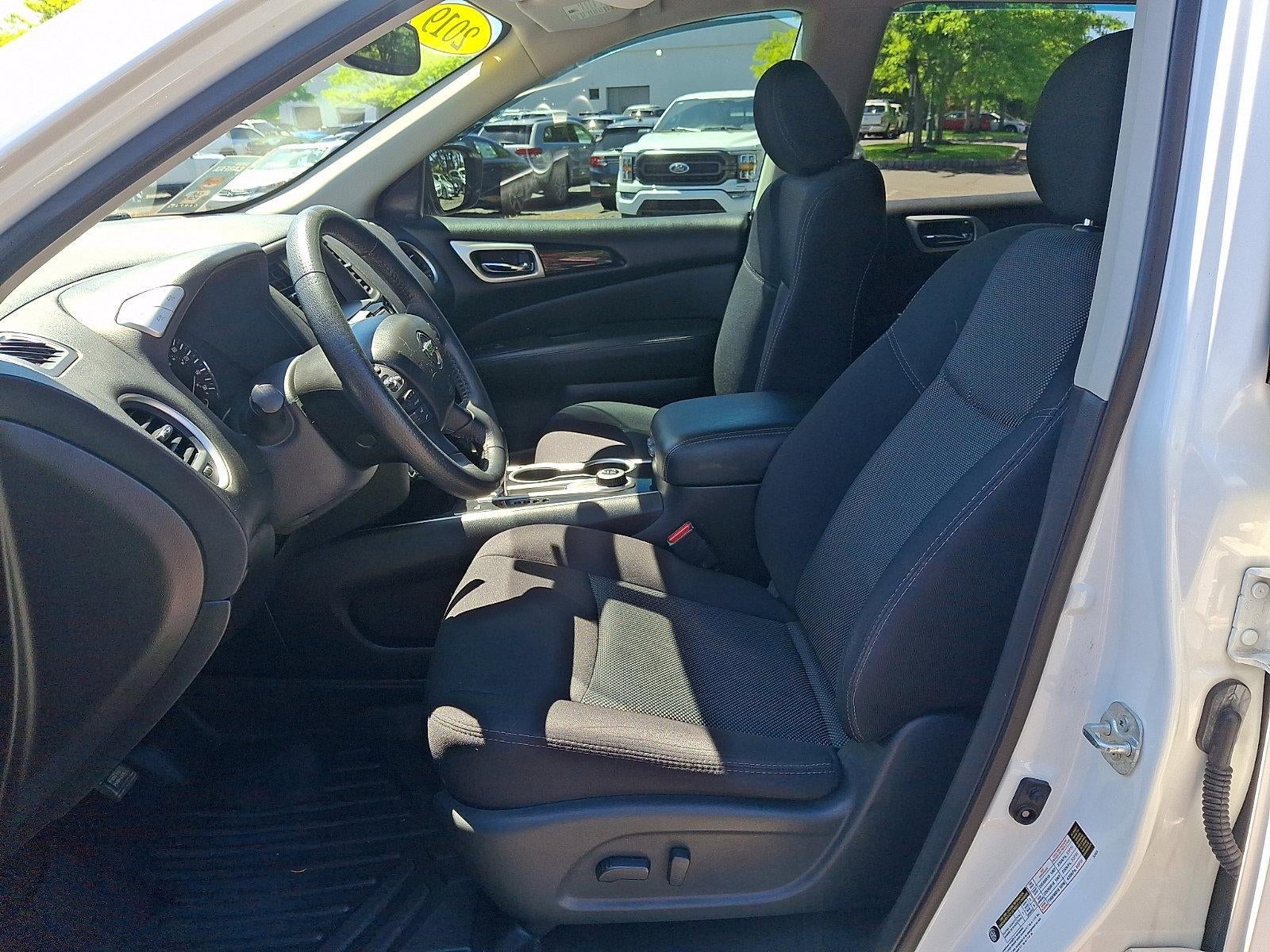 2019 Nissan Pathfinder 4x4 SV