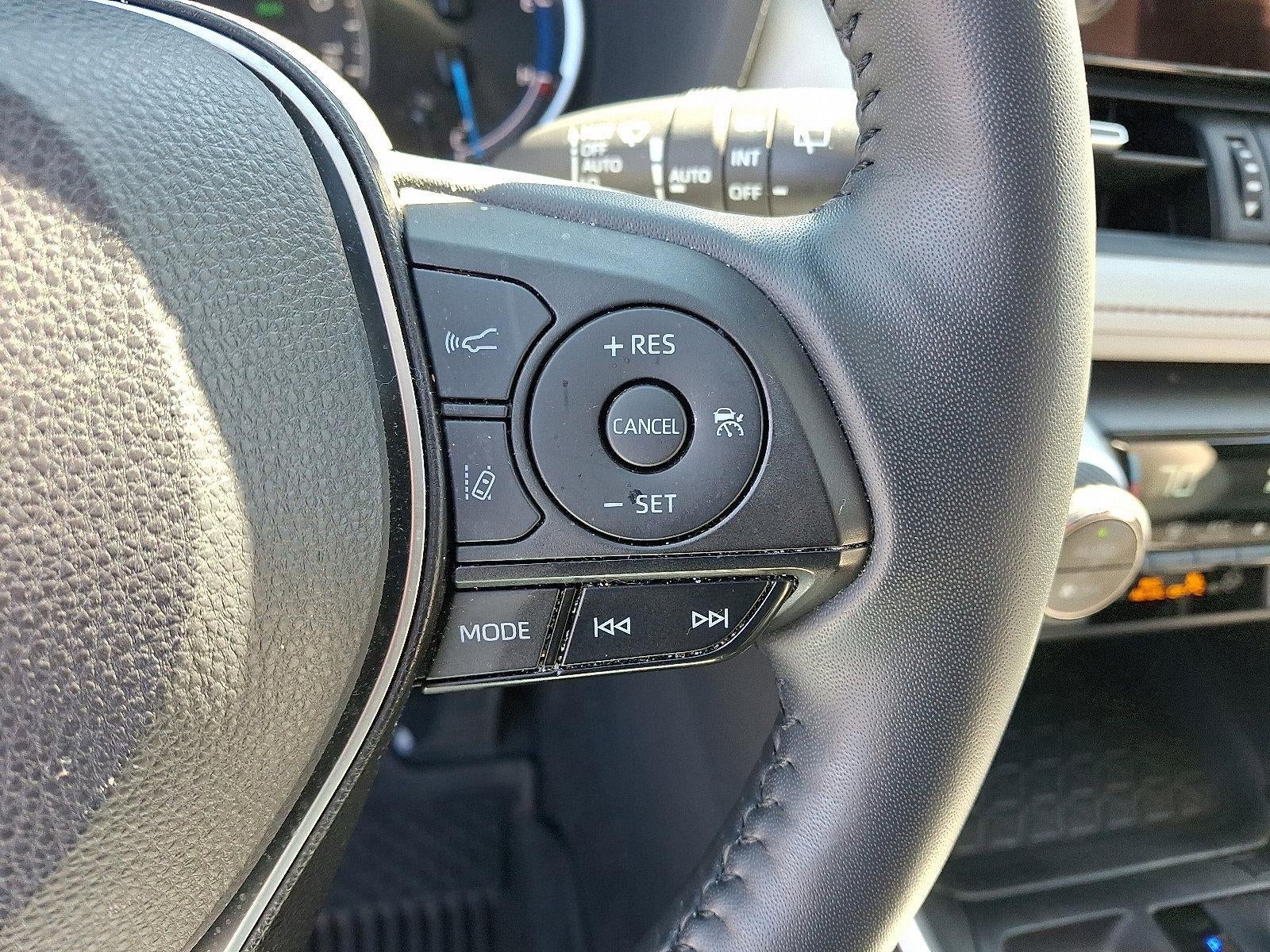 2023 Toyota RAV4 Hybrid XLE Premium AWD (Natl)