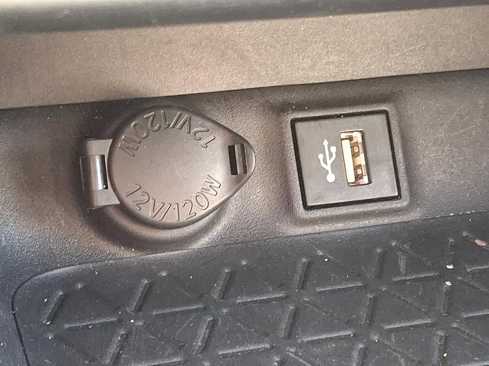 2023 Toyota RAV4 Hybrid XLE Premium AWD (Natl)