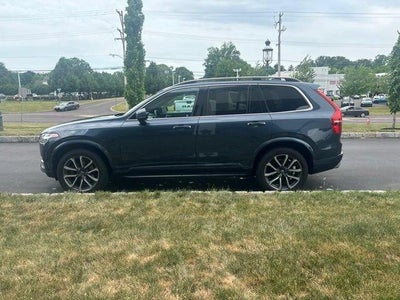 2019 Volvo XC90 T6 AWD Momentum